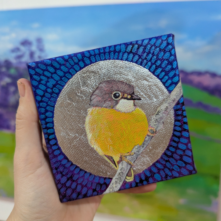 Mr Yellow in a silvery moon